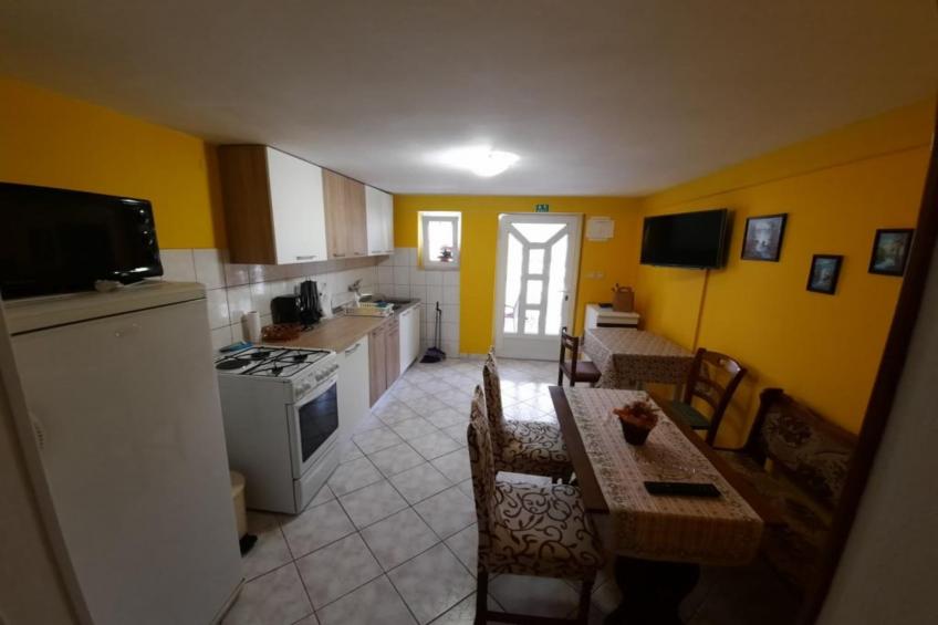 Apartments Matušan Kampor Rab - One Bedroom Apartment With Terrace (A1)