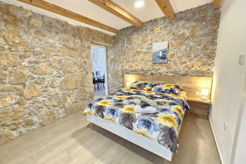 Steinhaus mit privatem Außenpool - foto 9