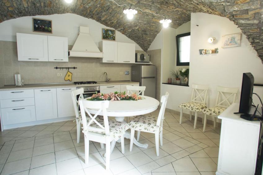 Charmantes Appartment in Diano San Pietro - foto 13