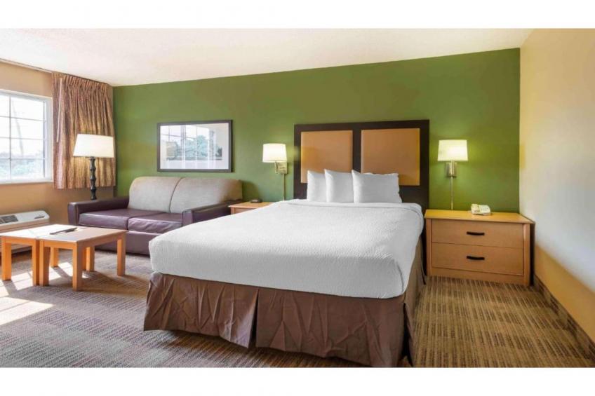 1 QUEEN BED | SUITE, NSMK, KITCHEN - foto 2