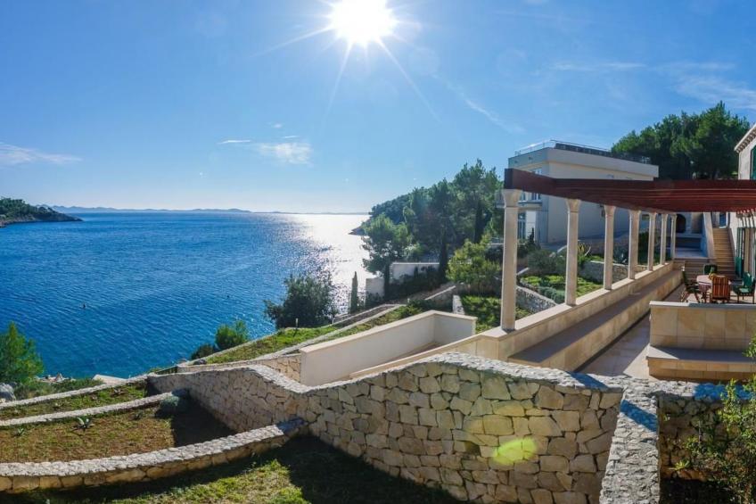 Ferienvilla "Osibova" mit Blick auf das Wasser