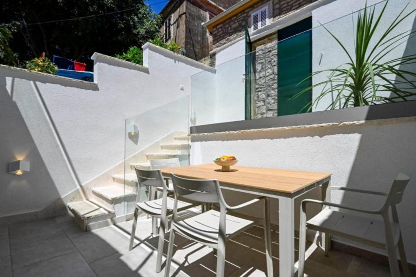 Apartman Dolce - Apartment With Terrace And Balcony - foto 19