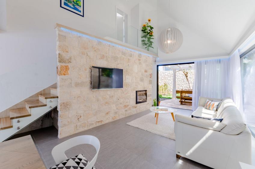 Villa Stone Pearl - Two Bedroom Holiday House with Pool - foto 7