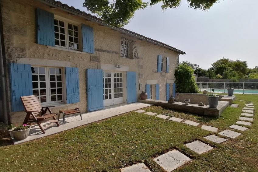 Maison de vacances - LUSIGNAC Gastverblijf