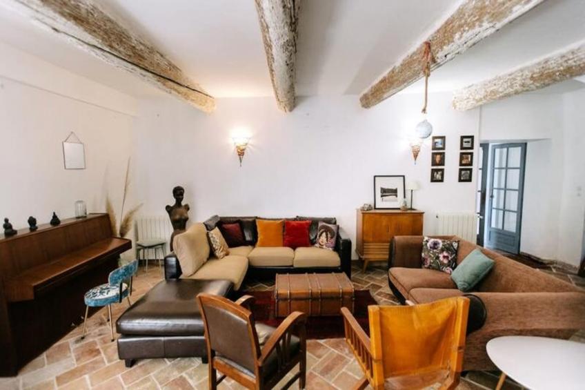 84b7 - Logement Dans Mas De Charme Du Xviiième Siècle - foto 19