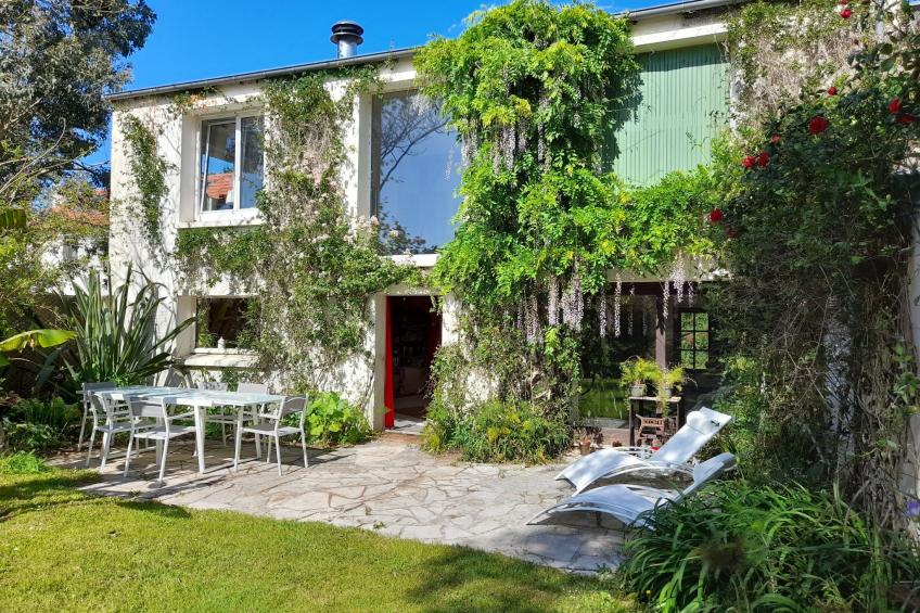 Großes Familienhaus mit schön angelegtem Garten - foto 29