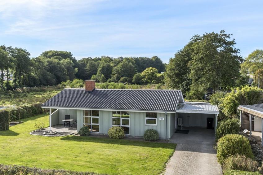 "Assarina" - 15m from the sea