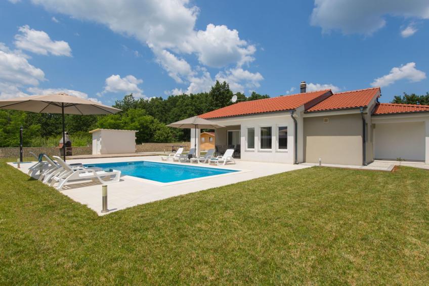 Villa Nikol - foto 2