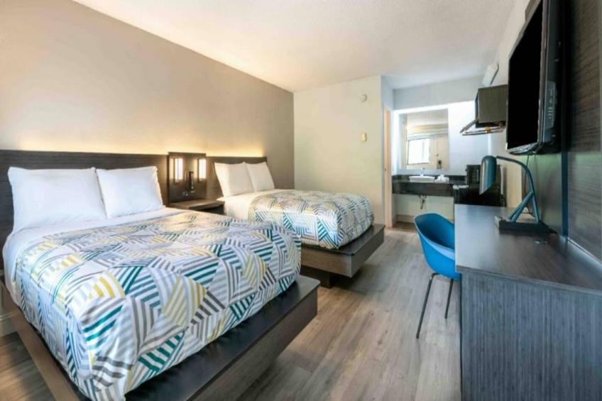 2 Full Beds  Non-Smoking - foto 9