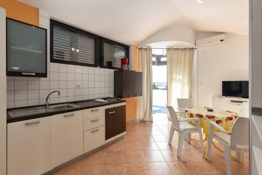 Apartments Ilija Njavro - One Bedroom Apartment with Terrace and Sea View (Apartment 4) - foto 5