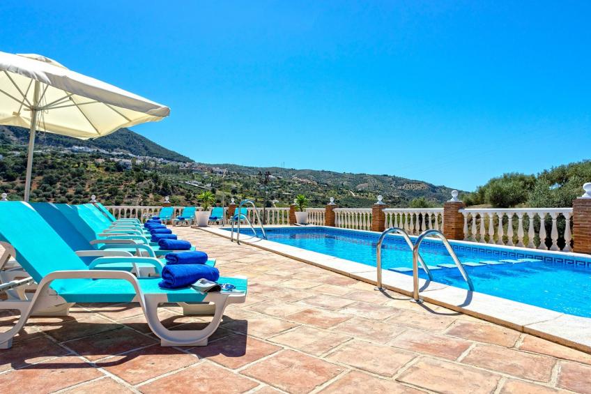 Familienhaus mit großzügigen Außenanlagen - foto 52