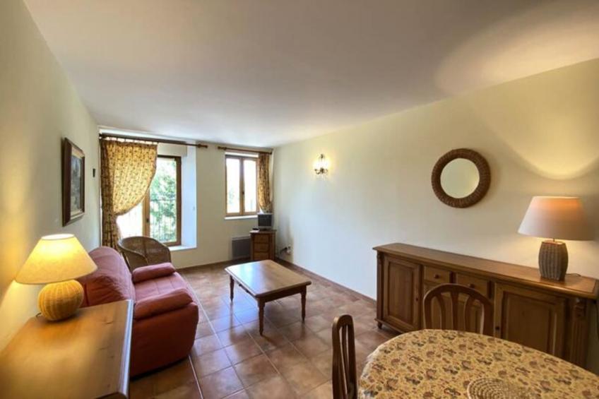 04b5 : Beau Studio Dans Un Mas Provençal - Piscine - foto 4