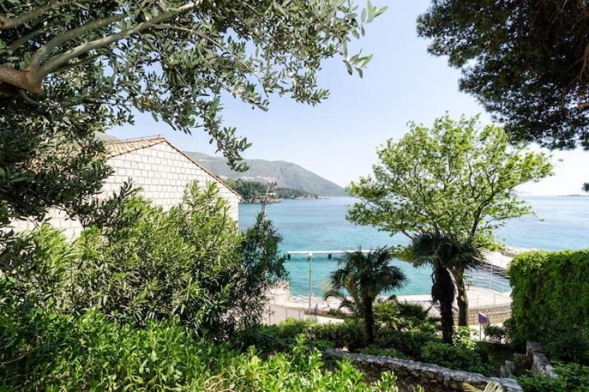 Guest House Daniela- Triple Room with Balcony and Sea View - SOBA 5 - foto 15