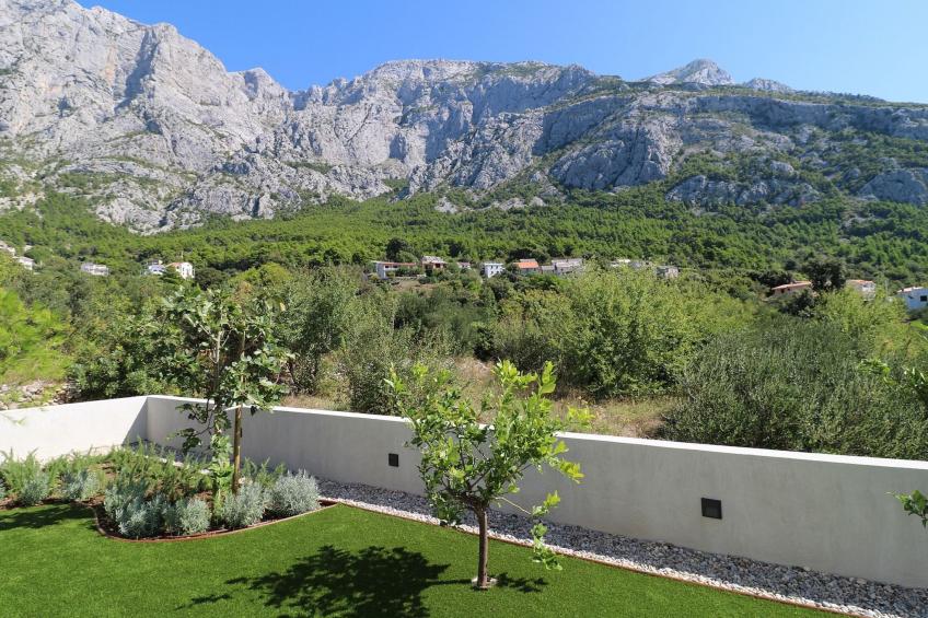 Moderne Villa mit Infinity-Pool im Bergdorf Veliko Brdo - foto 11