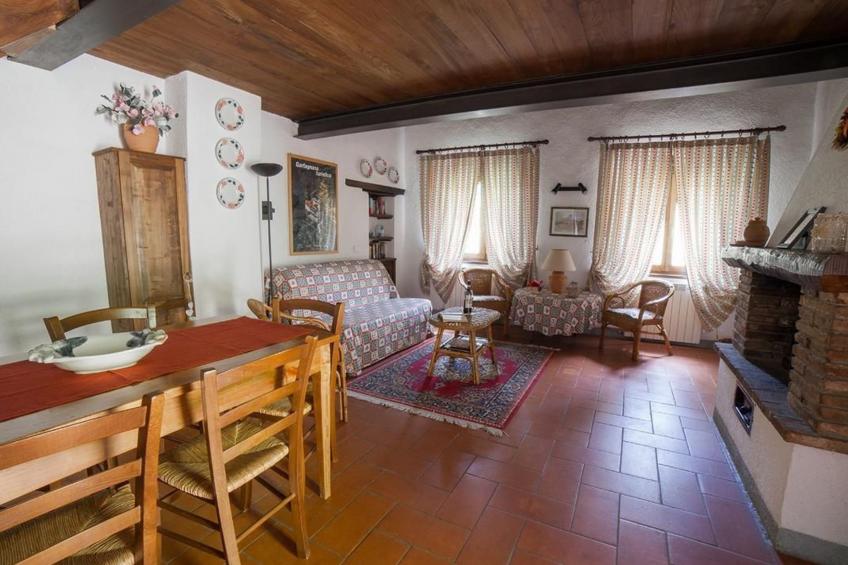 'Huts 1' mit Wasserblick