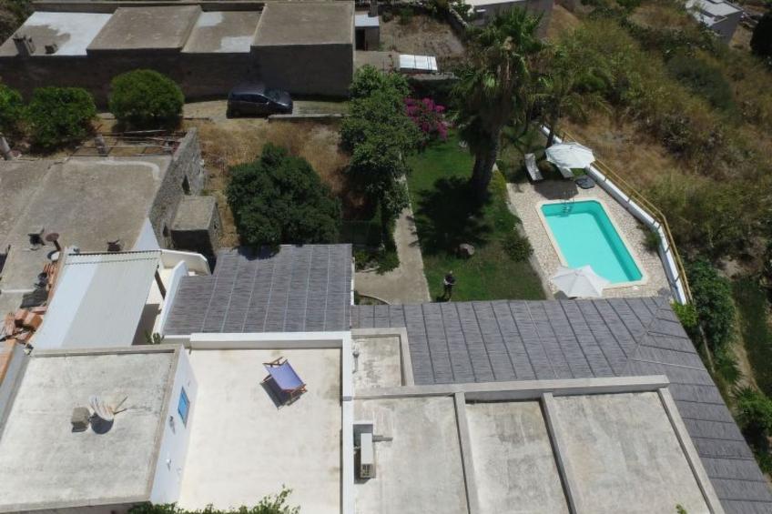 Ausgezeichnete Villa mit Schwimmbad, Panoramaterrassen - foto 8