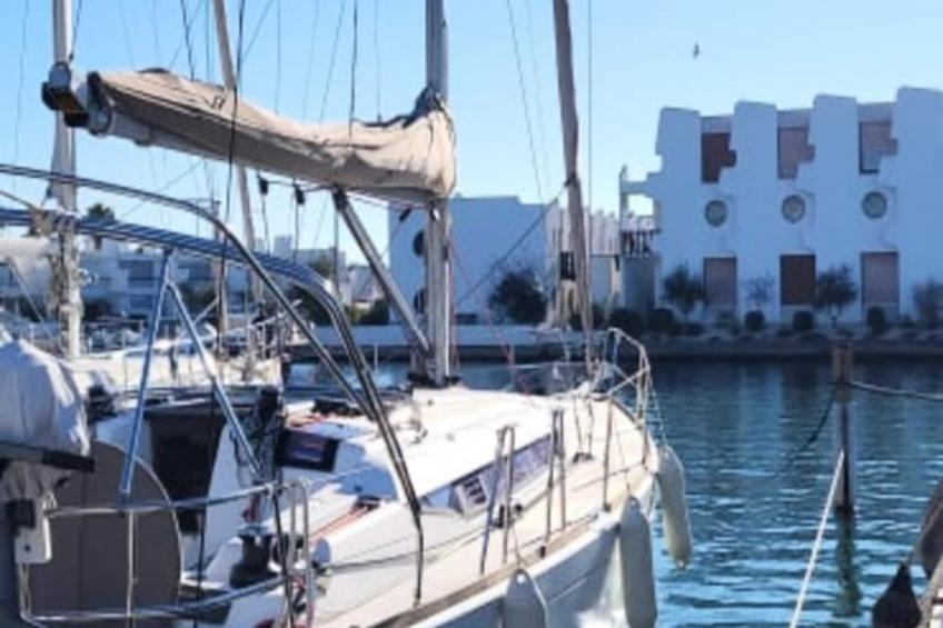Résidence Marina Lairan Vue Sur L'eau Et Les Bateaux De Port Camargue 2 étoiles F - foto 32