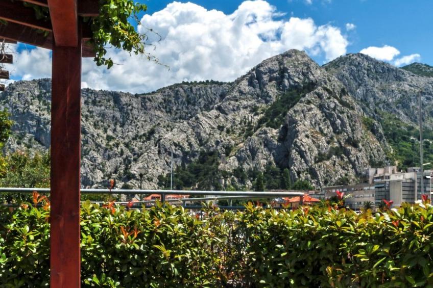 Ein luxuriöses Apartment in der Nähe des Zentrums, am Flussufer - foto 6