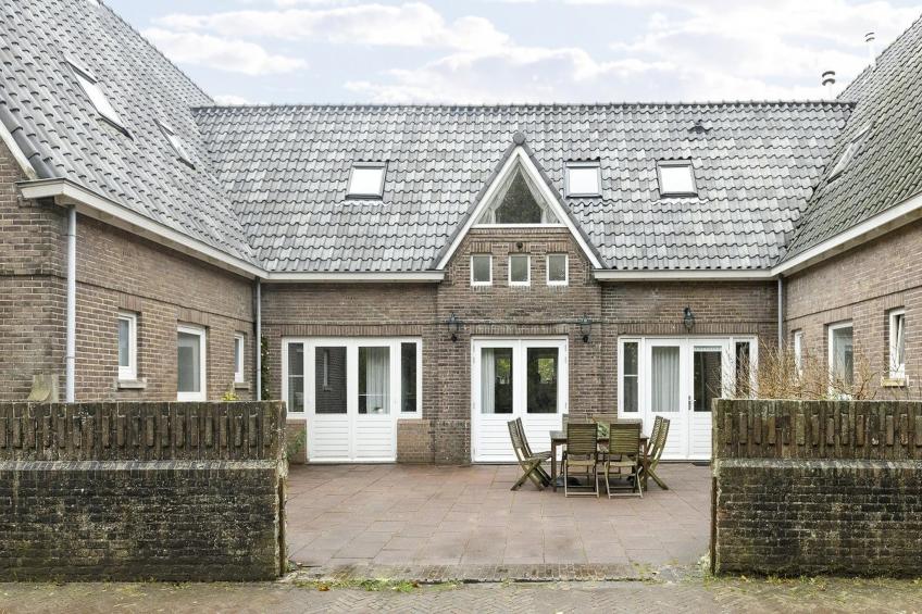 Parel aan de Duinen 8p