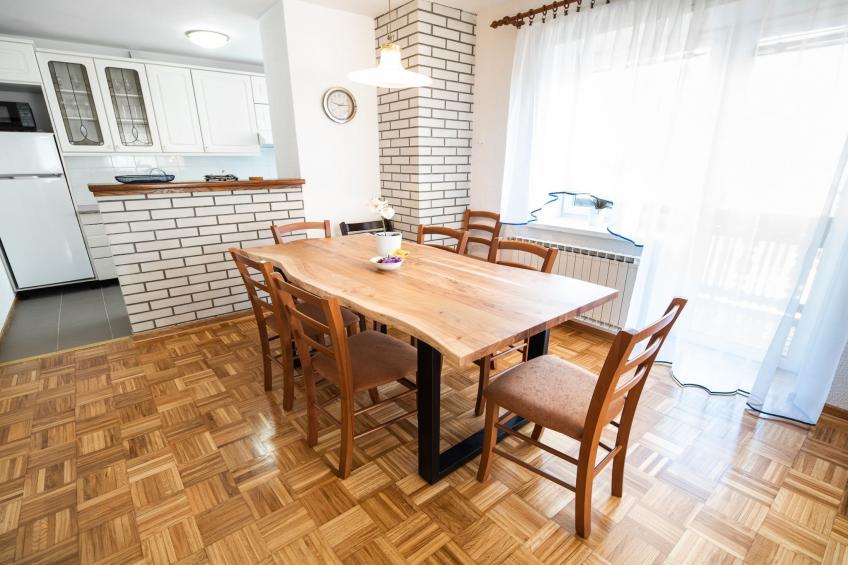 Mountain View Haven Apartments - Two Bedroom Apartment with Balcony - foto 5