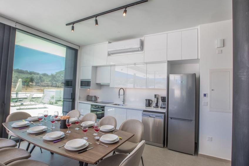 Geräumige Villa mit großem Garten und Pool - foto 23