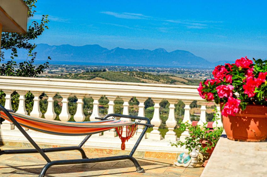 mit privatem Garten, Meerblick und Gemeinschaftspool