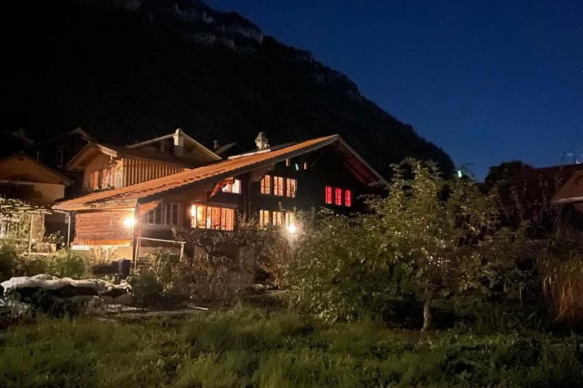 Chalet-Hausteil mit Garten im Dorfkern - foto 20