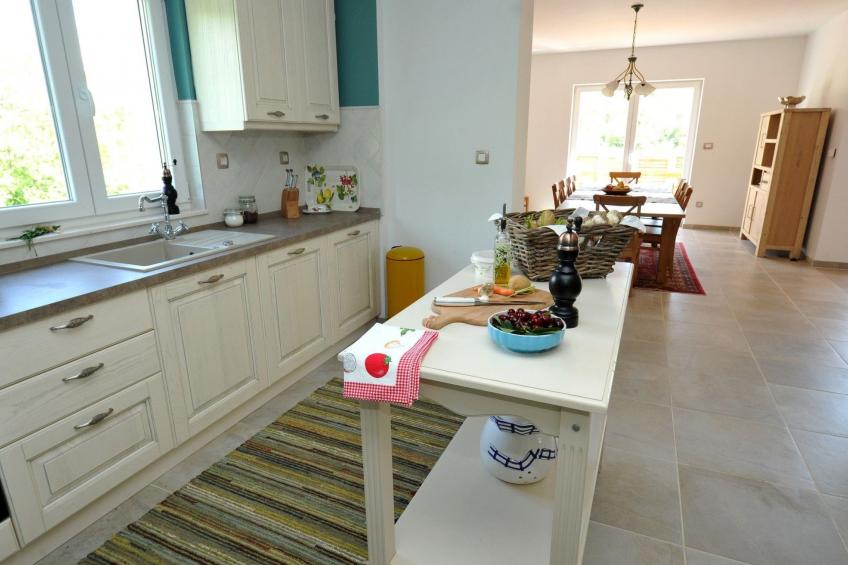 Alleinstehendes Ferienhaus mit Swimmingpool - foto 12