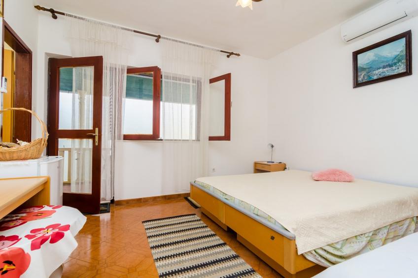 Apartments Rašica Molunat - Triple Room with Patio and Sea View (Soba sa kuhinjom) - foto 6