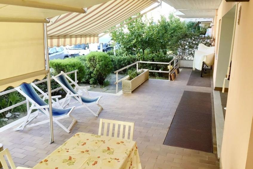 Gemütliche Ferienwohnung in Roseto Degli Abruzzi mit Privatem Garten - foto 6