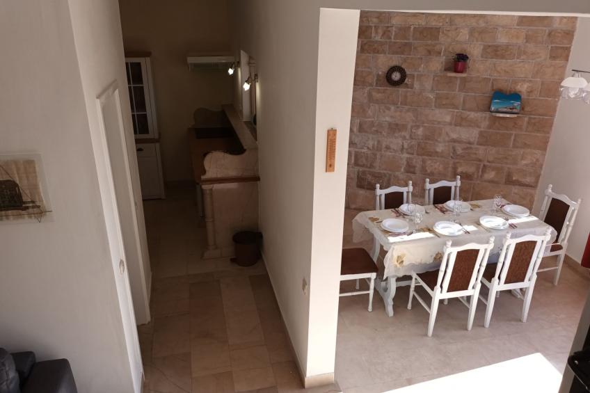 Gesamtes Ferienhaus in Sumartin mit Privatem Pool - foto 25