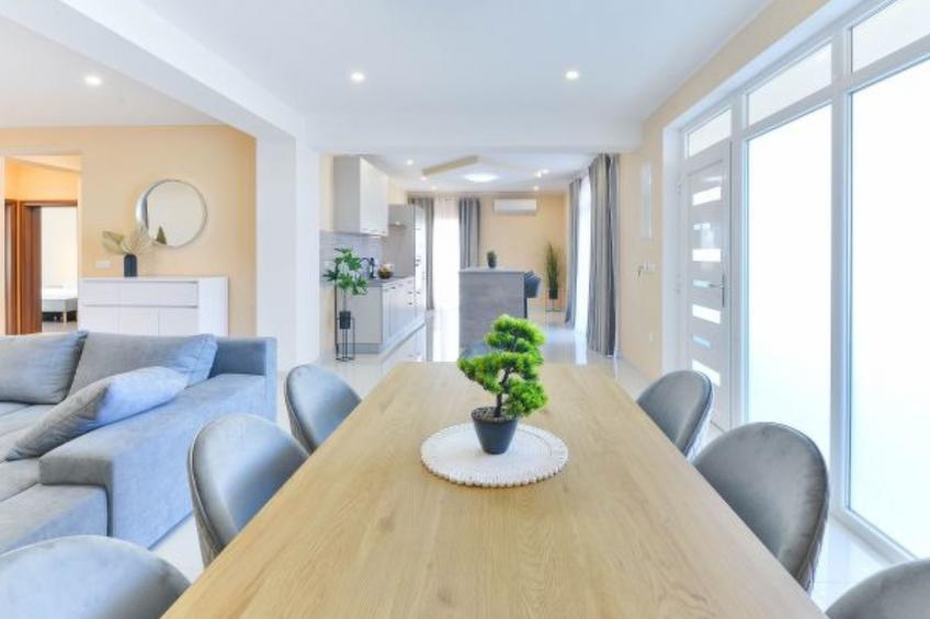 Apartment Holiday House Diana - foto 15