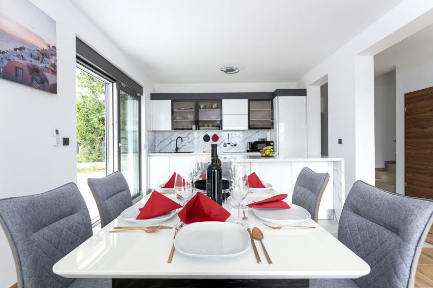 Villa "Lavanda" mit Garten, Grill und Terrasse - foto 20