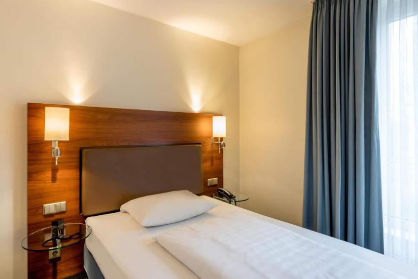 Sunday Hotel München Airport Freising Superior Single Room - foto 2