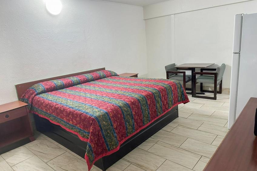 King Bed Non-Smoking - foto 6