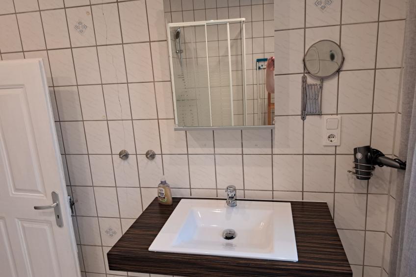 mit Garten und Parkplatz - foto 15