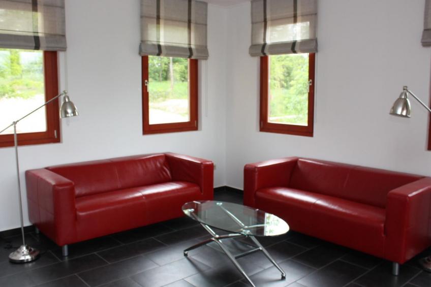 Haus mit großem Garten, Terrasse und Balkon - foto 5