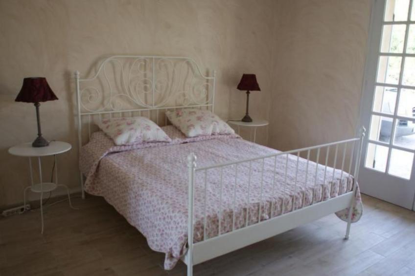 Schöne provenzalische Villa Les Carlets mit Pool - foto 41