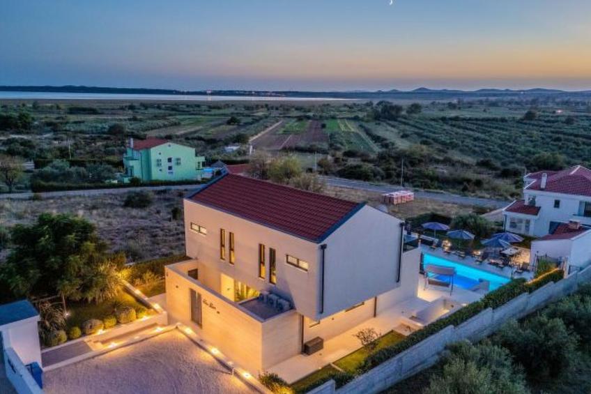 Beautiful villa Lara in Vrana with pool - foto 12
