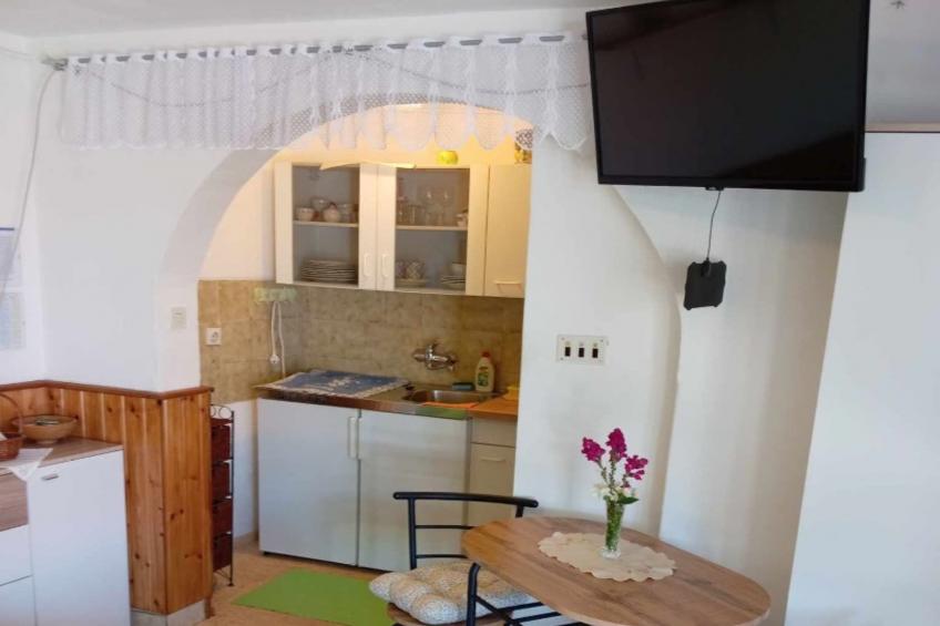 Apartments Julia - Studio Apartment Julia 6 - foto 5