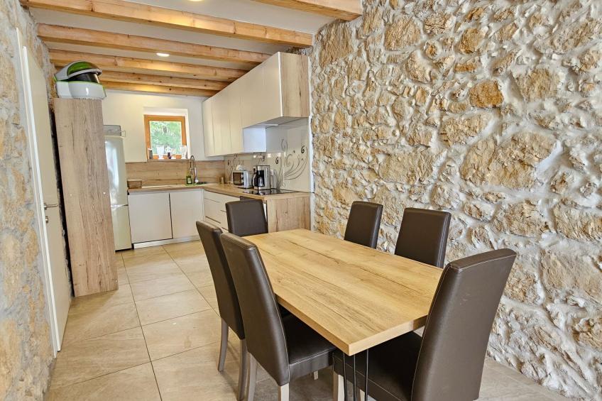 Steinhaus mit privatem Außenpool - foto 19