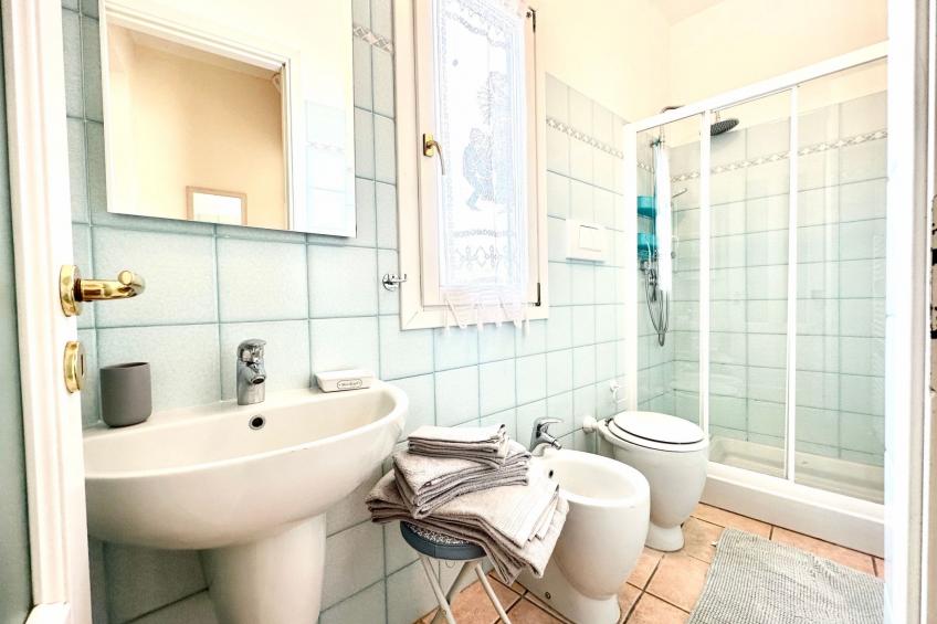 Villa in der Stadt-Privatparkplatz-Garten-6Gäste - foto 7