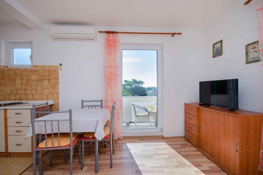 Bungalow avec barbecue et balcon près de la plage - BF-4N695 - foto 17