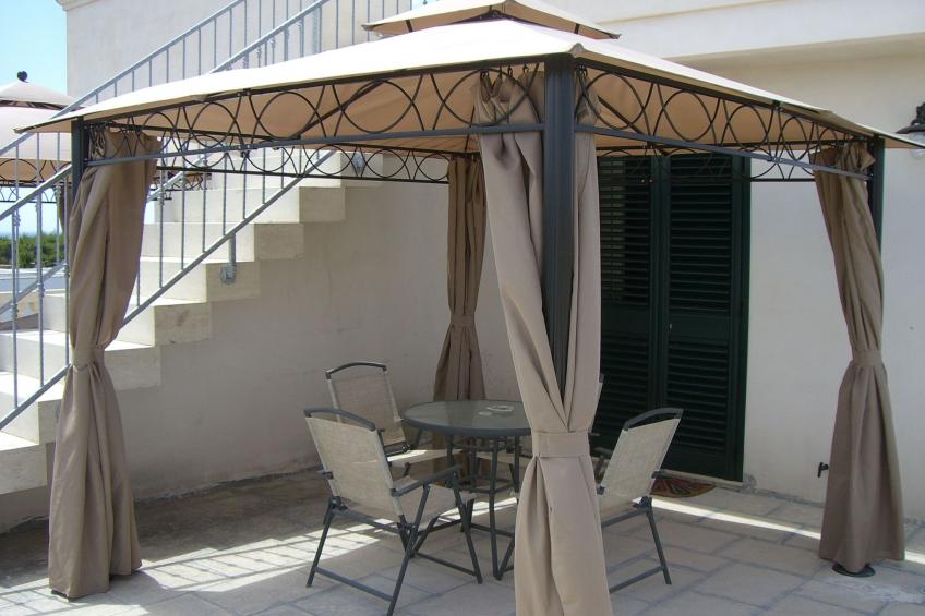 Dimora Liccisa - Dachgeschosswohnung in Torre Lapillo