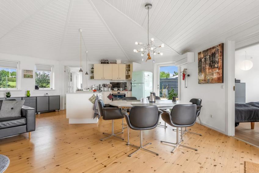 "Glenda" - 2.1km from the sea - foto 28