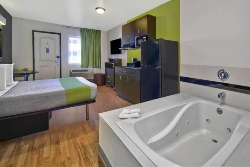 2 FULL BEDS  NON-SMOKING KITCHEN - foto 26
