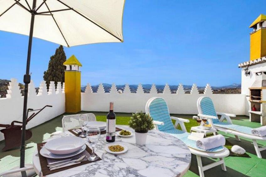 Spektakuläre Terrasse mit Grill