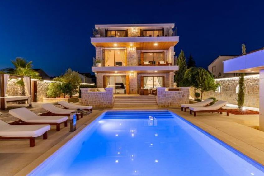 Villa Nena with heated pool, jacuzzi and sauna - foto 10