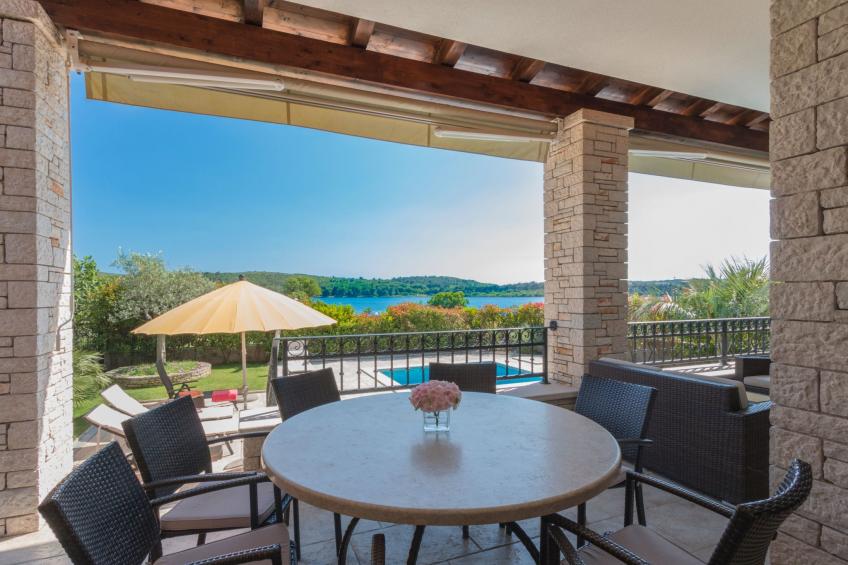 in Pomer mit privatem beheizten Pool und Meerblick - foto 36