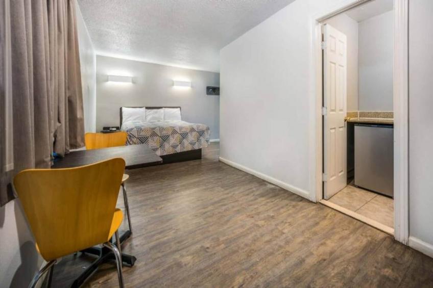 1 Full Bed  Non-Smoking - foto 7